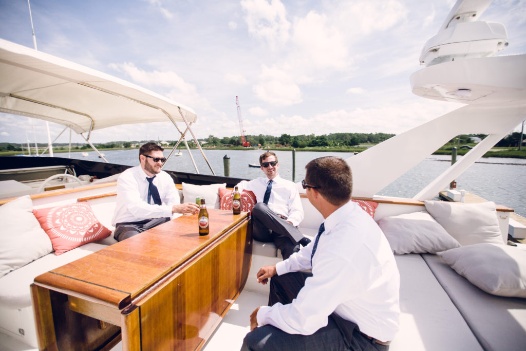 wedding photography groom groomsmen